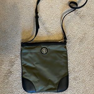 Tory Burch nylon olive green cross body bag in excellent condition NWOT